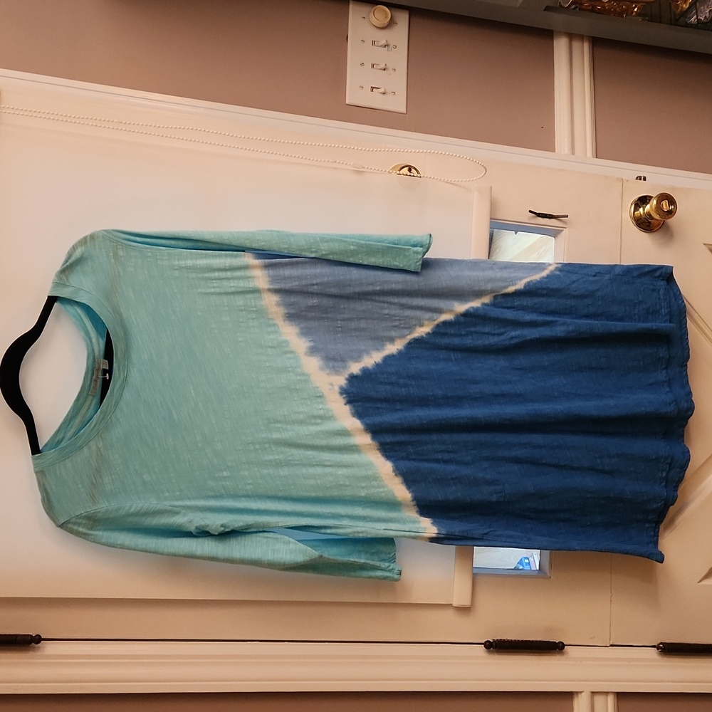 Fresh Produce, M, turquoise, white and blue